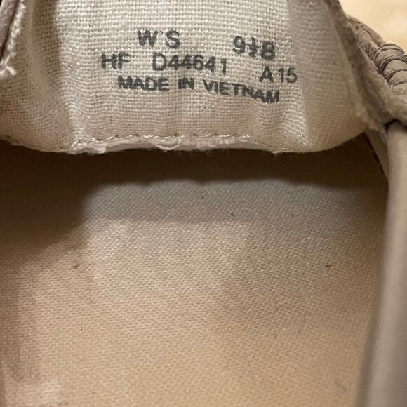 Cole Haan 9.5B Silver Leather Loafers | Grand.OS Comfort, Penny Style, Metallic - Picture 8 of 9